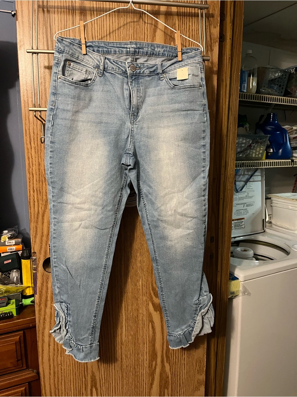 crown & ivy Light Wash Skinny Jeans with Ruffle Hem